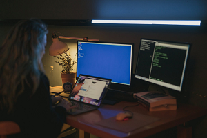 SQLyog连接MySQL若出现2058错误该如何解决