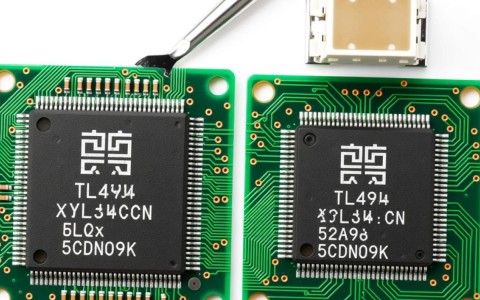 TL494CN与5CDN09K参数有何不同？可以互相代换吗？