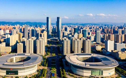 昆明安服务器按月租用，不同配置价格分别是多少？