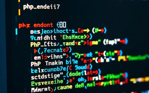 php7配置文件在哪？修改后如何重启才能让设置生效？