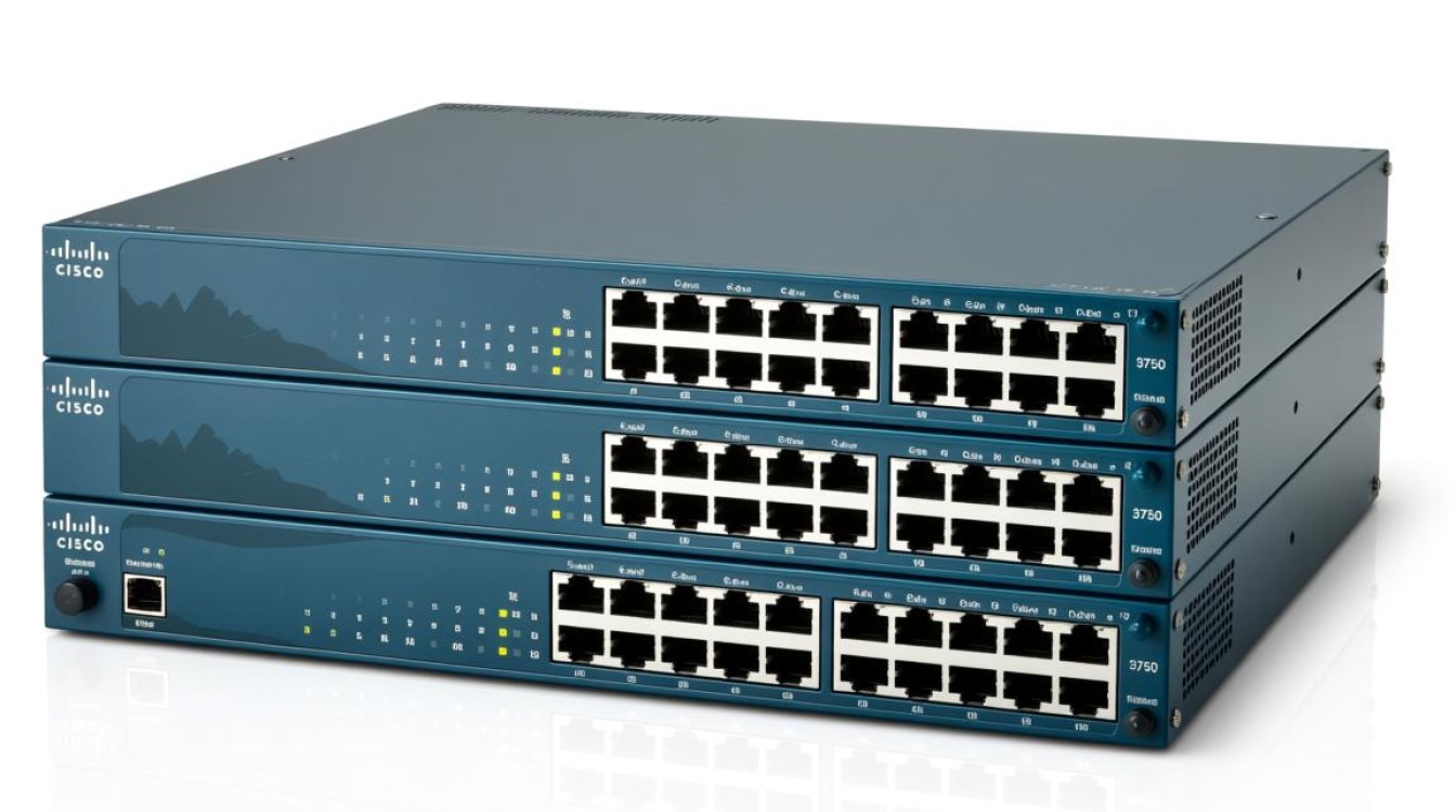 如何为cisco 3750交换机划分VLAN并配置trunk？