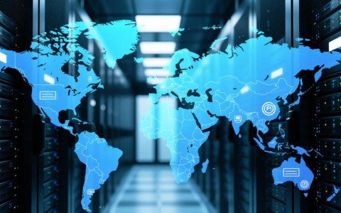 企业租用服务器时，收费标准里有哪些隐藏费用需要注意？