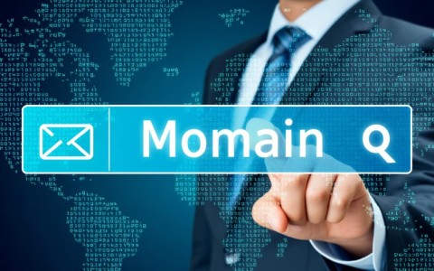 如何设置域名才能指向另一个域名?