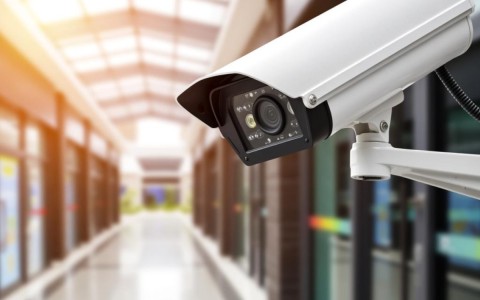 什么是监控摄像头服务器，我真的需要它吗？