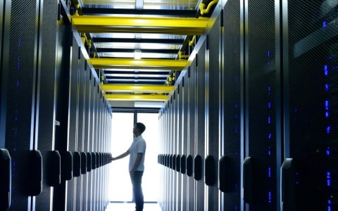 西安服务器租用价格多少钱，哪家配置好性价比最高？