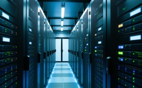 西安本地服务器为何在本地使用时性能不如预期？揭秘原因与优化方案！