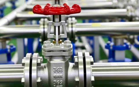 截止阀 j61h 40cdn80型号的特点和适用范围有哪些？