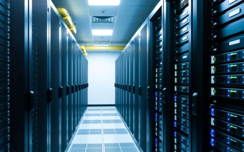 榆林服务器价格为何波动大？性价比高的服务器推荐有哪些？