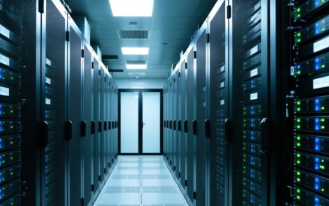 机房服务器域名备案，域名备案与机房主机间有何关联？