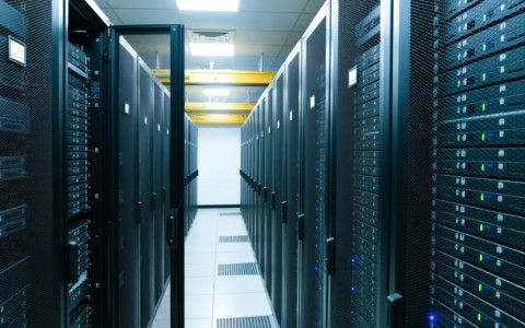 服务器 榆林本地榆林服务器部署有哪些优势与疑问？