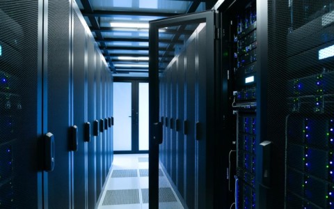 长沙服务器公司，如何在竞争激烈的市场中脱颖而出？