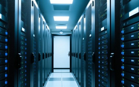 长沙服务服务器哪家更优？价格与性能如何权衡？