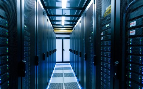 长沙云服务器为何成为企业首选？揭秘其优势与市场前景？