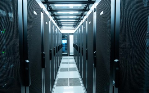 湖南服务器一个月使用体验如何？性价比高吗？