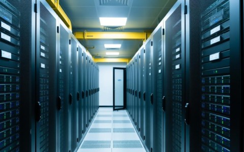 机房环境智能监控主机与动力环境智能监控，如何实现无缝对接与高效管理？