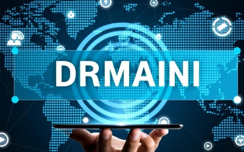 应用域名与默认域名有何区别？如何正确选择和应用？