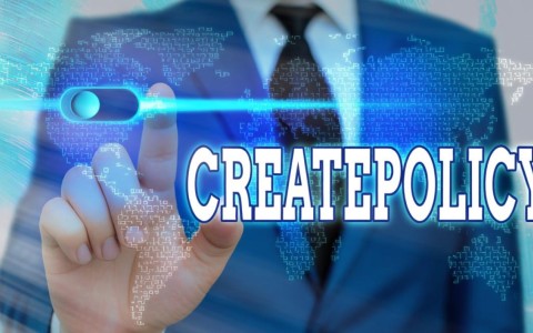 云备份API中的CreatePolicy策略有何独特之处？