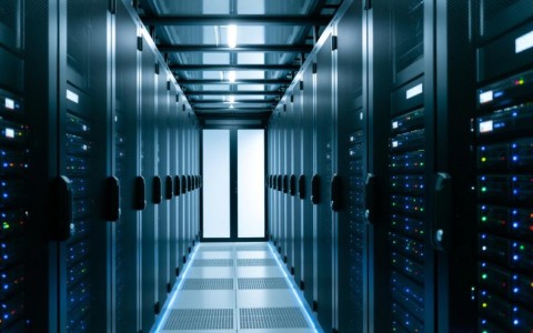 湖南公司云服务器哪家性价比高？如何选择最适合的方案？