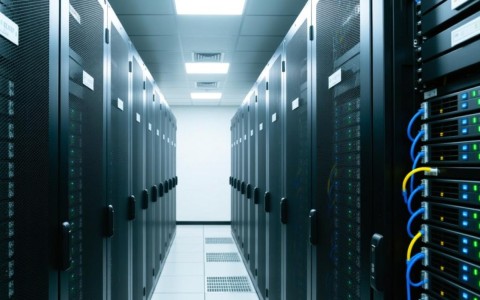 衡阳服务器托管，为何选择这里？性价比与稳定性如何权衡？