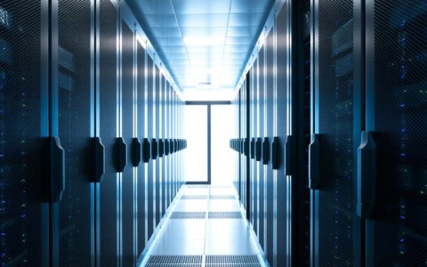 衡阳大宽带服务器，其性能与稳定性如何？有何独特优势？