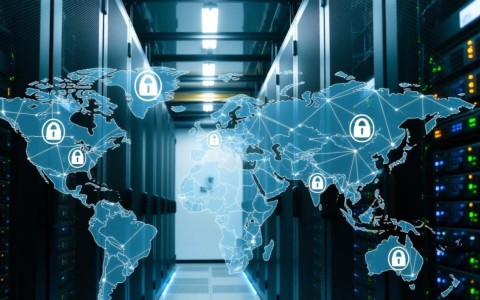 岳阳服务器托管哪家服务更优？如何选择合适的托管方案？