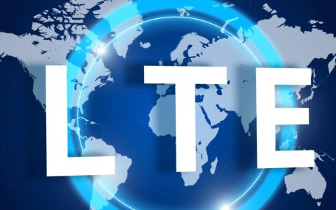 在lte上下行配置中，如何实现最优网络性能与稳定性平衡？