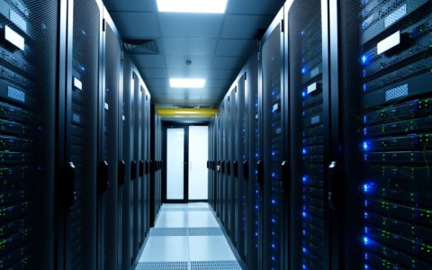 岳阳服务器租赁价格如何？性价比高的方案有哪些？