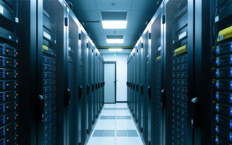 昆明服务器排名如何？有哪些关键因素影响其排名？