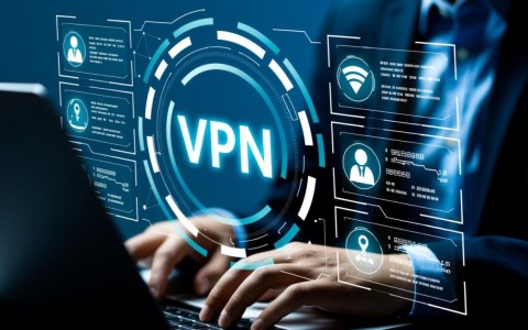 删除VPN连接时，如何确保DeleteVpnConnection_VpnConnection_API操作无误？