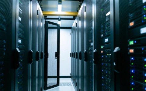 昆明租服务器价格是多少？性价比高的服务器推荐有哪些？