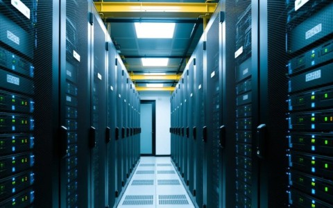 昆明服务器要升级?为何如此关键?成本与效益如何权衡?