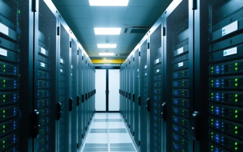 昆明服务器与托管，如何选择性价比最高的解决方案？