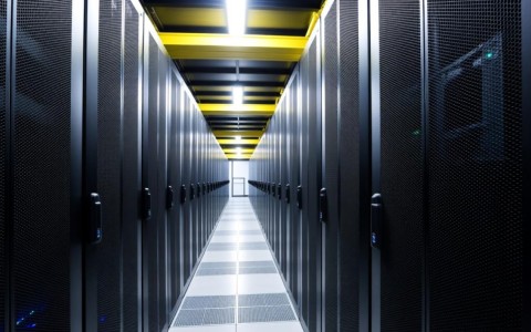 昆明服务器如何？性价比高吗？稳定性怎么样？维护服务完善吗？