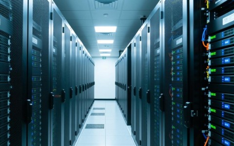 昆明服务服务器为何在业界备受关注?揭秘其优势与奥秘!