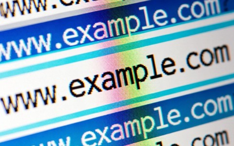 二级域名设置网站时，有哪些关键步骤和注意事项不能忽视？