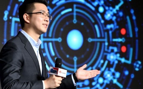 华为云数据库GaussDB如何破解卡脖子难题？揭秘其独门绝技！