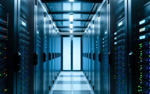 服务器购买什么品牌型号性价比高？