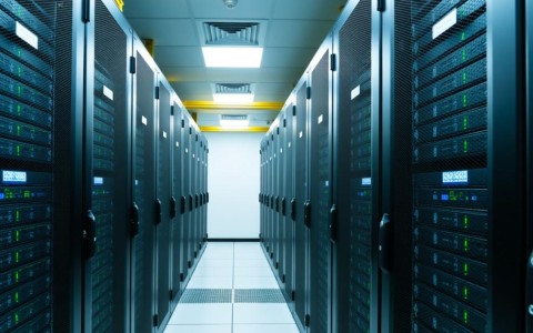 服务器 云南机房为何成为企业选择的热门之地？