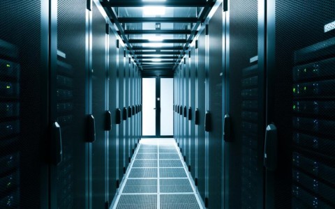 云南服务器如何确保高速稳定运行并应对高峰期挑战?