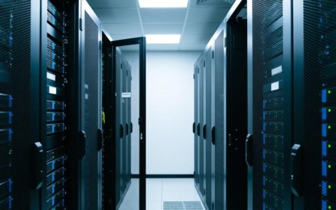 云南服务器租一年，性价比高吗？有哪些优势与注意事项？