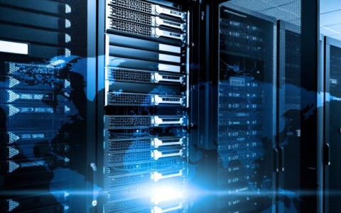 服务器越来越慢，可能是哪些硬件或软件问题导致的？