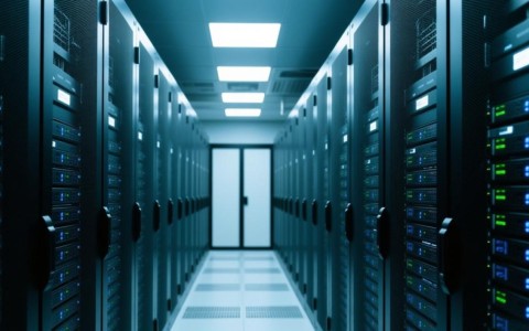 服务器购买合同需要注意哪些关键条款？