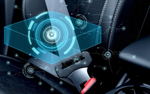 安全带数据流如何实时监测车辆乘员安全状态？