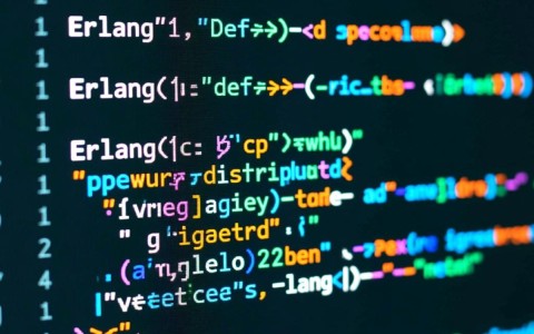 Erlang配置文件，如何优化配置以提升系统性能与稳定性？