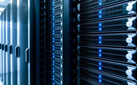 服务器购买问题,中小企业选云服务器还是物理服务器更划算?