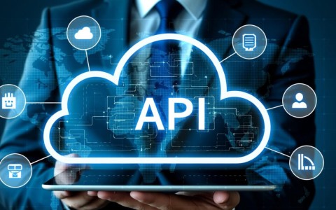 如何使用connectCoreV1GetNamespacedPodExec在云容器实例API中执行特定Pod的命令？