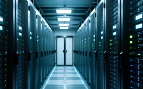 服务器购买那个好？新手选品牌该注意哪些配置参数？