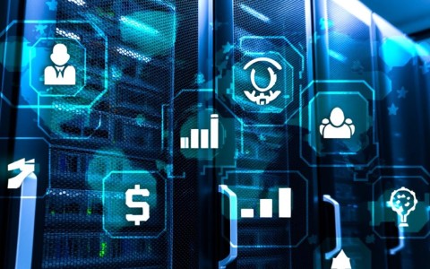 服务器一个月价格是多少？不同配置和品牌有何差异？