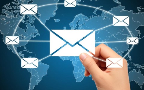 如何将特定域名添加至网站白名单以实现无障碍访问？