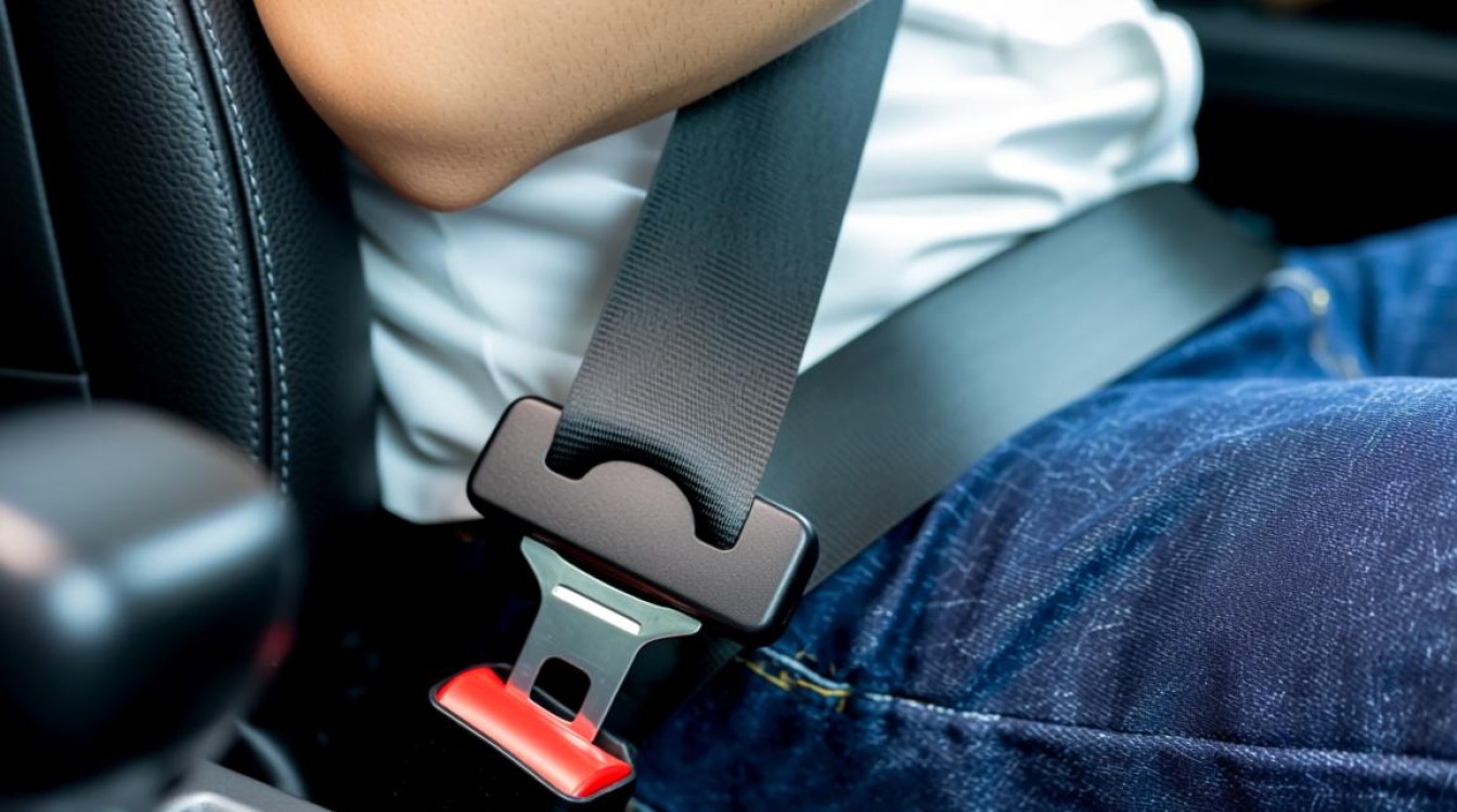 安全带提醒装置是干嘛的？没系会一直响吗？